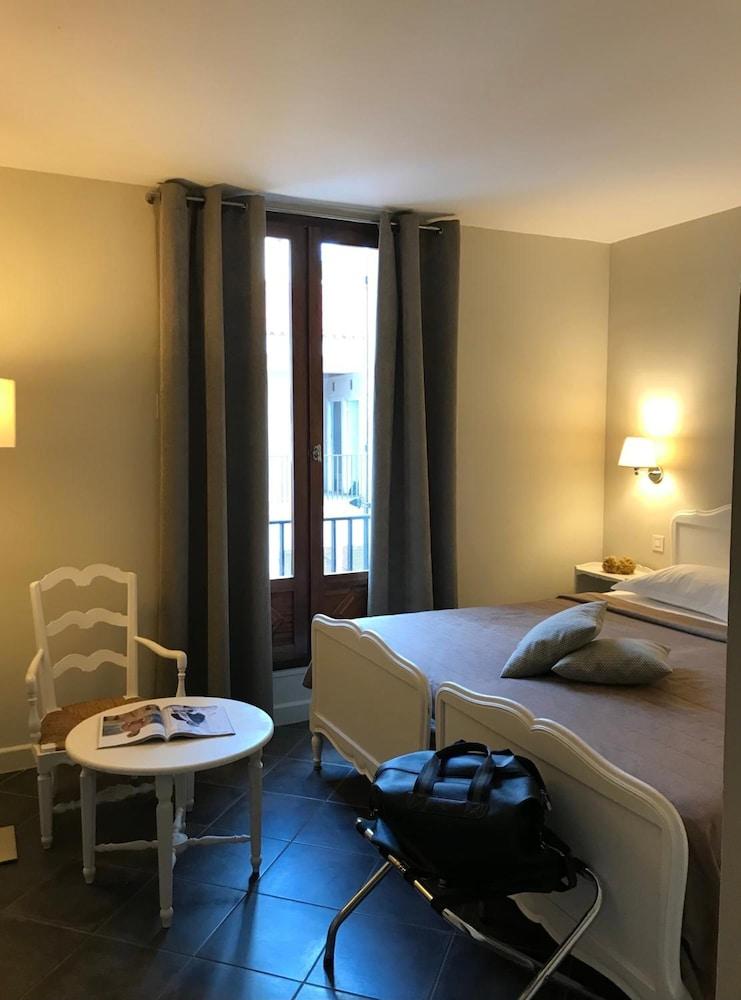 Grand Hotel De Calvi Кальви Экстерьер фото
