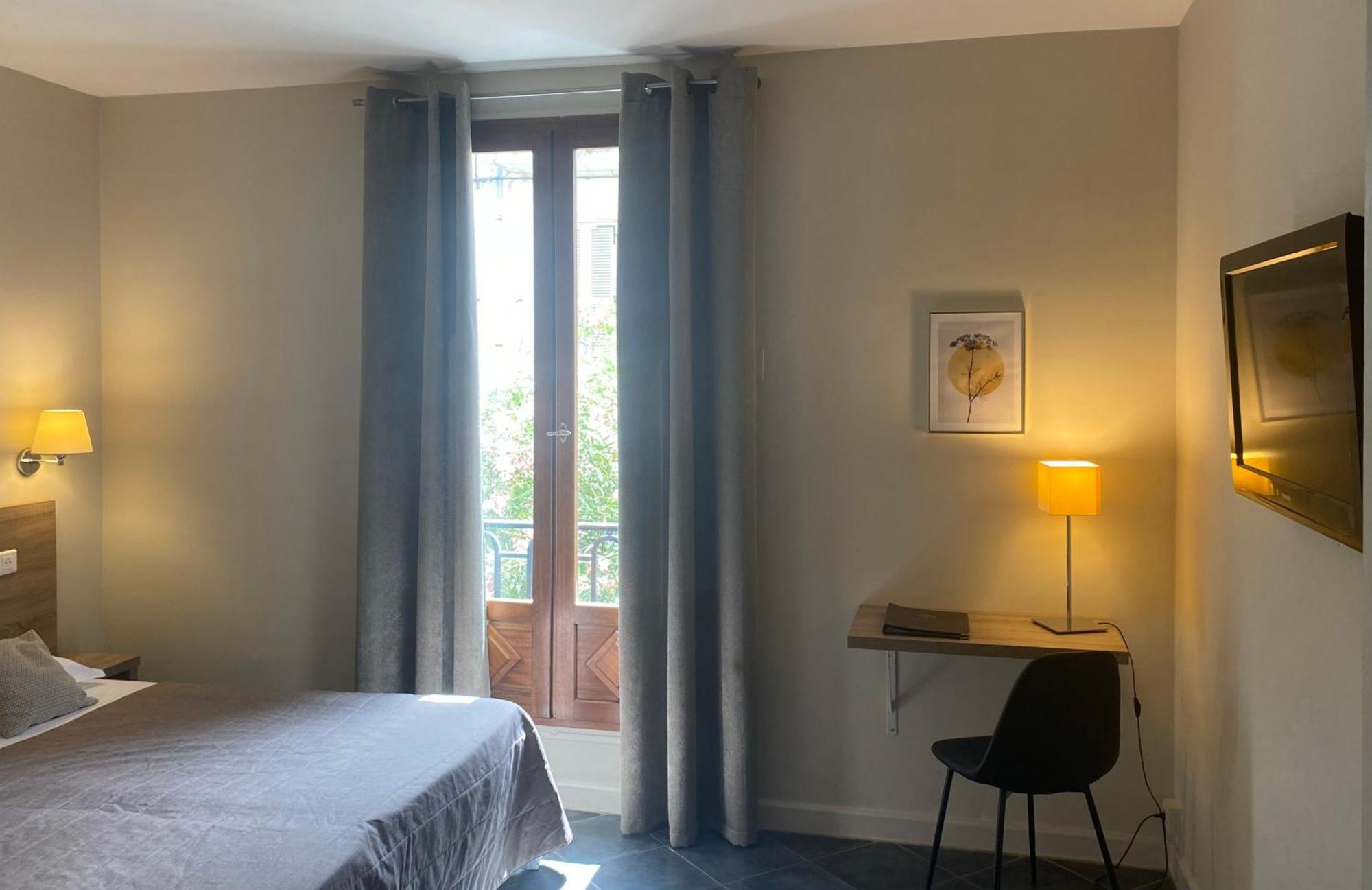 Grand Hotel De Calvi Кальви Экстерьер фото