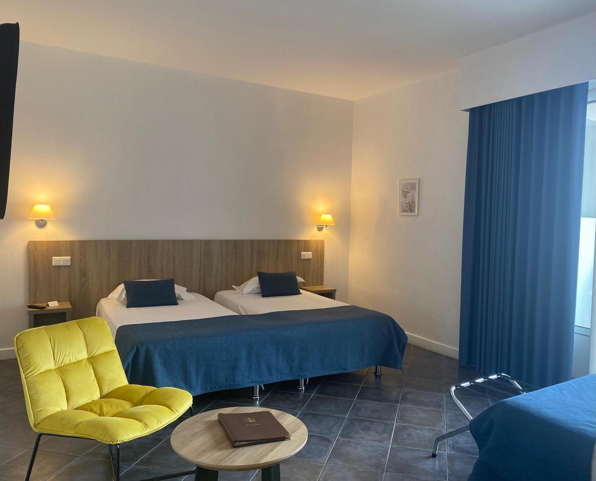 Grand Hotel De Calvi Кальви Экстерьер фото