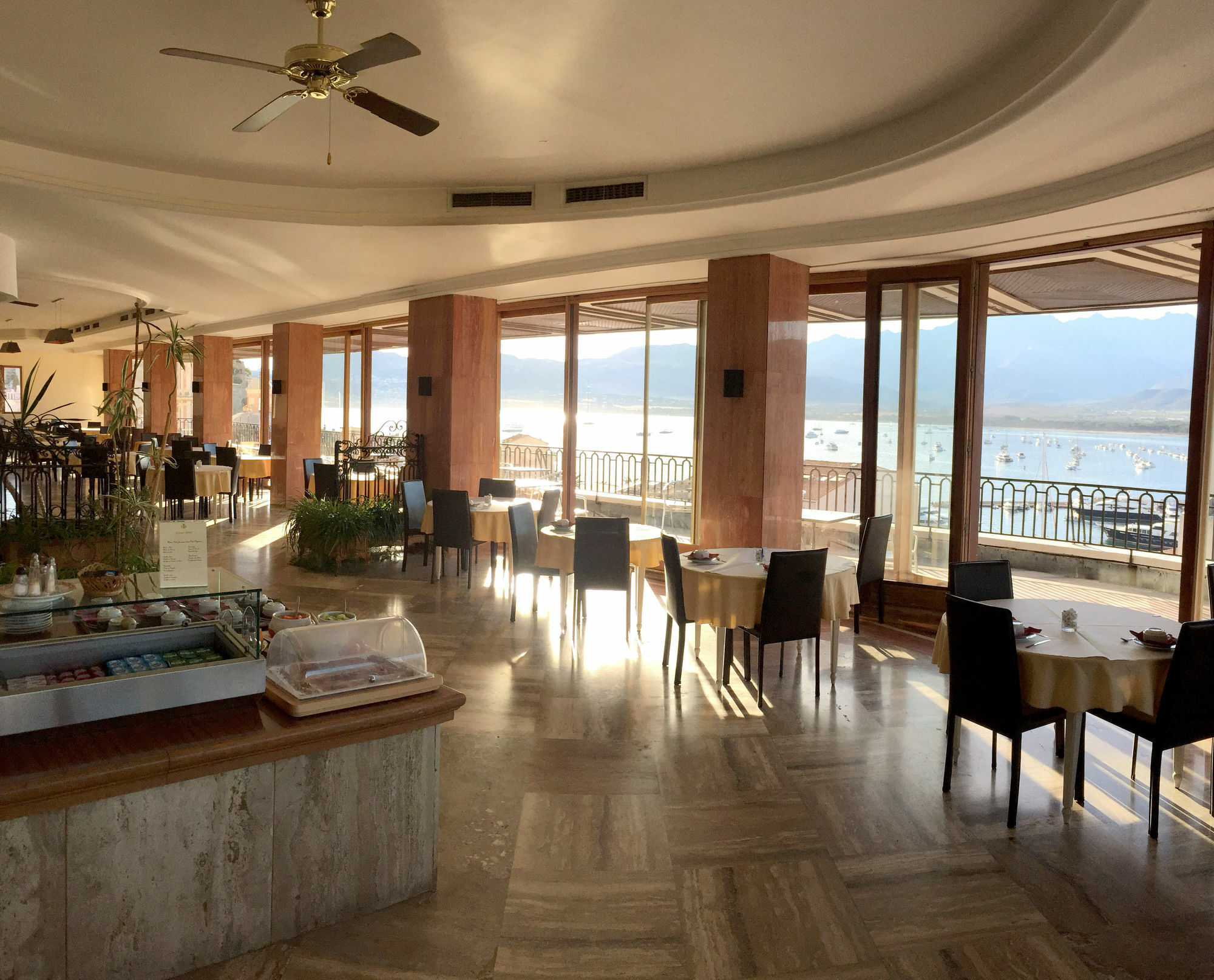 Grand Hotel De Calvi Кальви Экстерьер фото